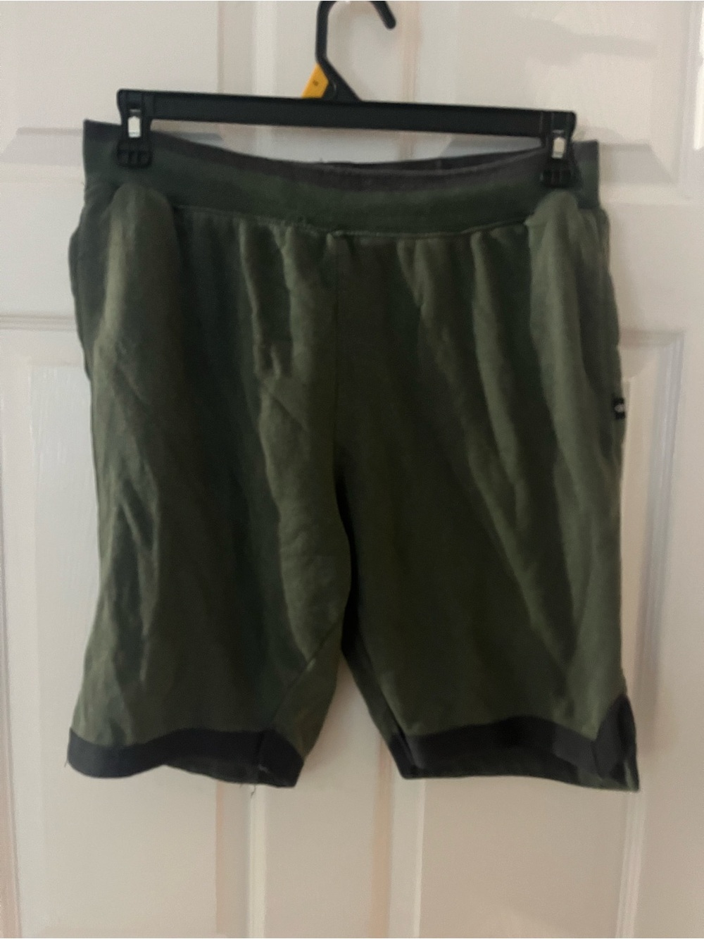 Legends draw string cloth shorts